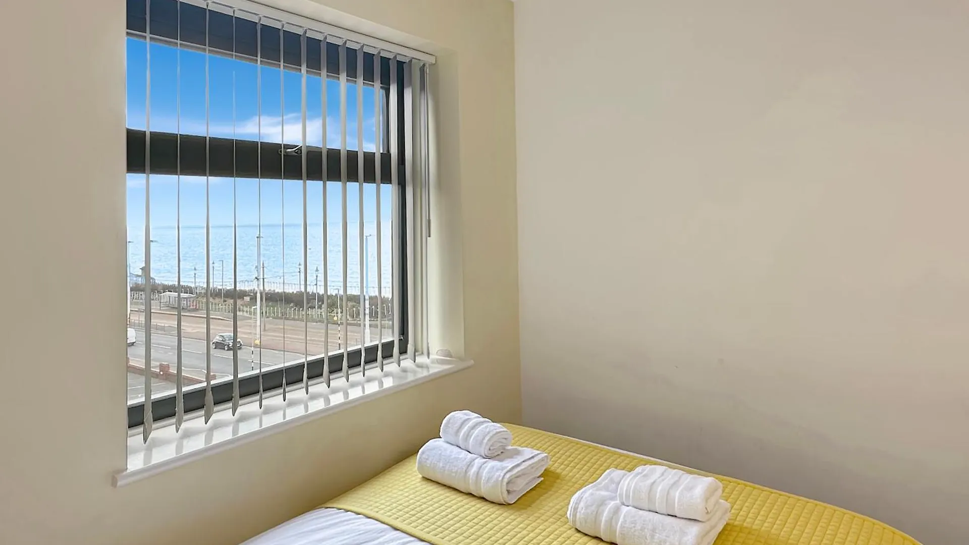 Granada Apartments Berkeley United Kingdom