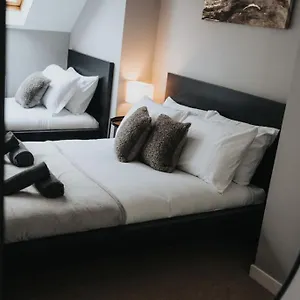 Holiday home Elegant From, Manchester