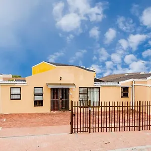 https://oria-lodge.hotels-capetown.com