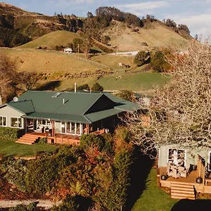 https://paradise-valley-lodge.rotoruahotelsnz.com