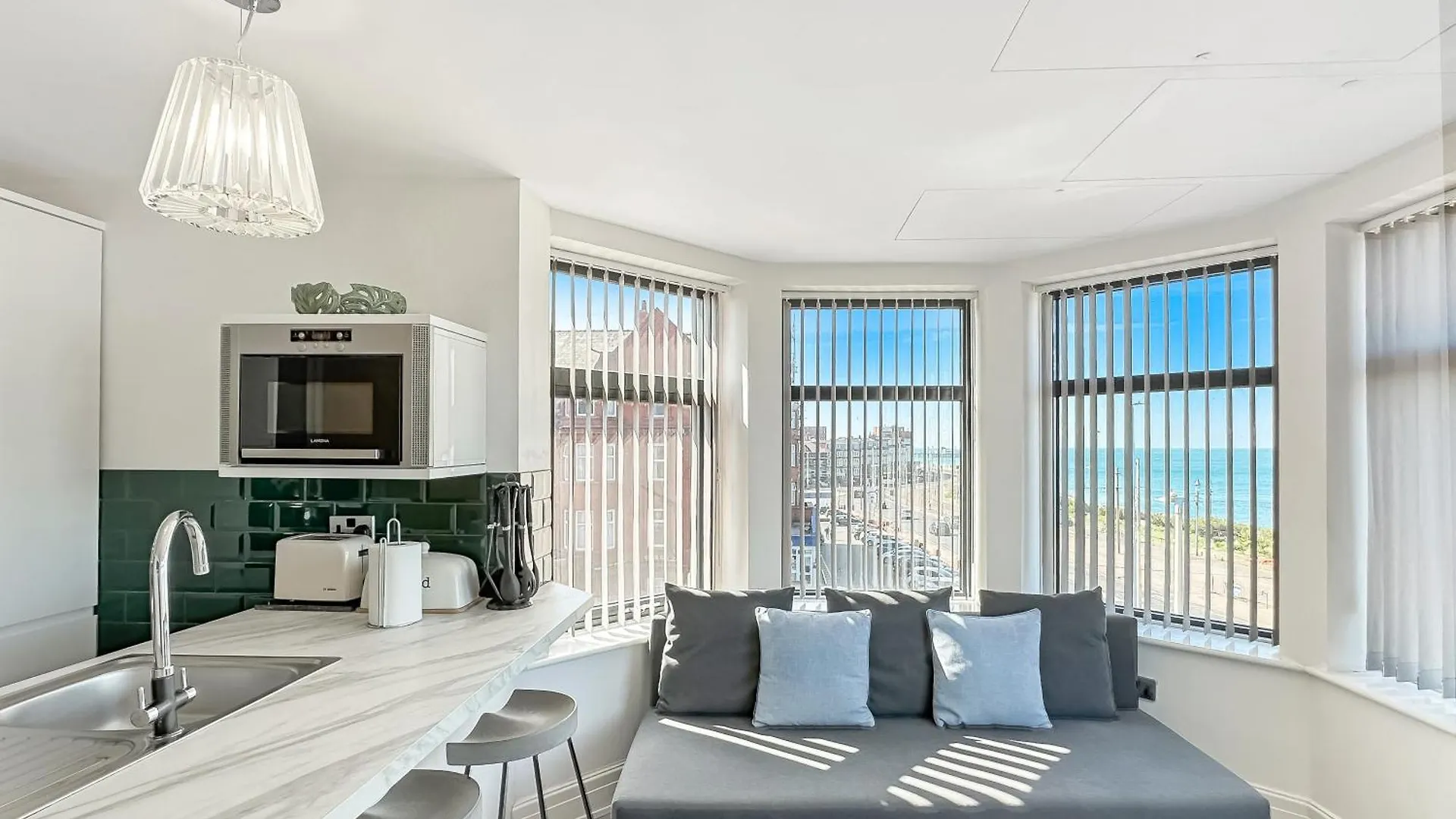 Granada Apartments Berkeley United Kingdom