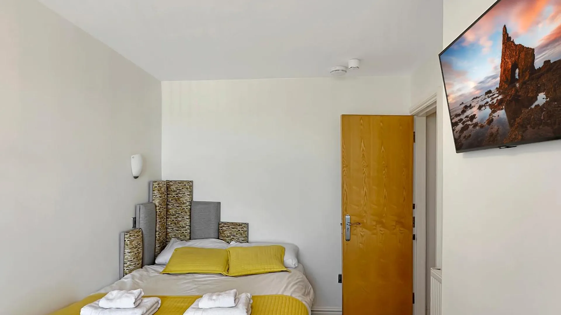 Granada Apartments Berkeley United Kingdom